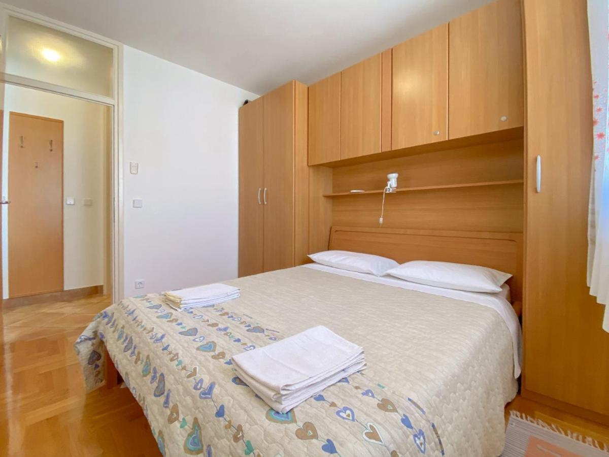 Vesna S Apartment Novigrad  Екстер'єр фото