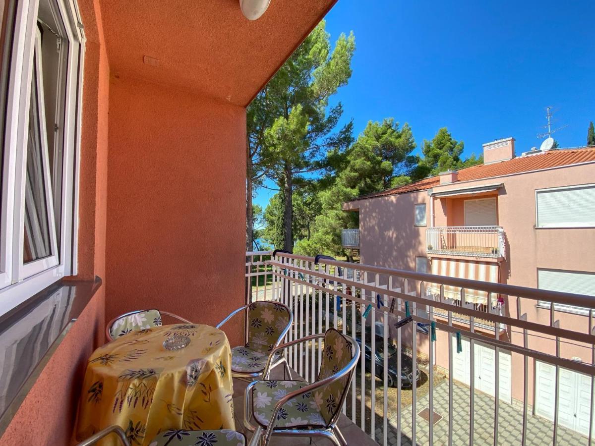 Vesna S Apartment Novigrad  Екстер'єр фото