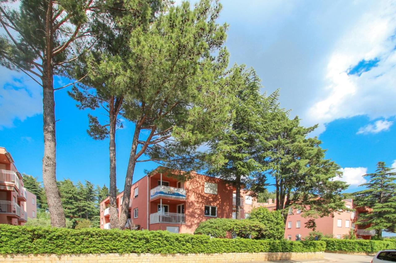 Vesna S Apartment Novigrad  Екстер'єр фото