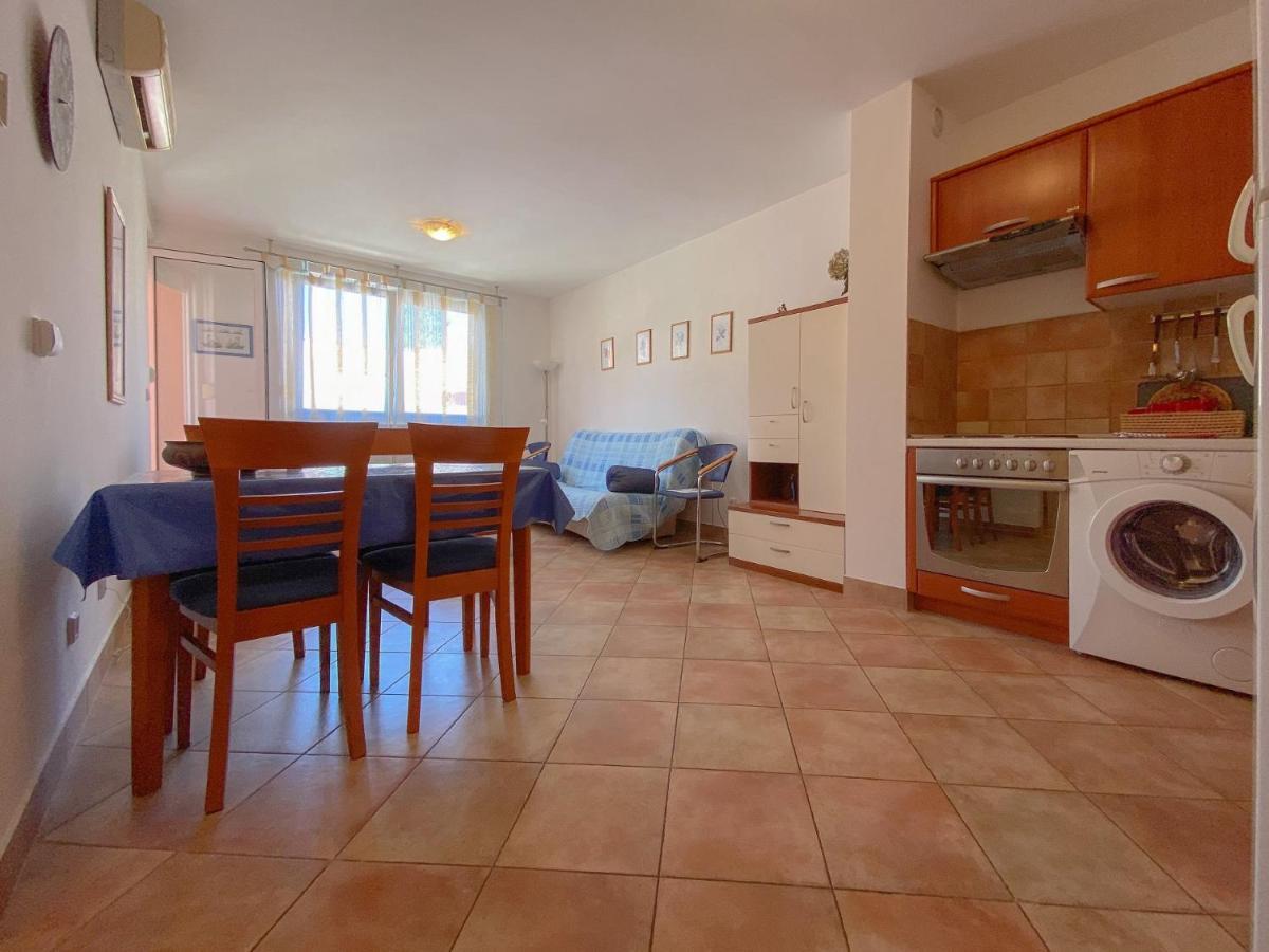 Vesna S Apartment Novigrad  Екстер'єр фото